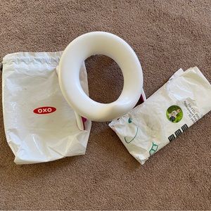 OXO Tot 2-in-1 Go (Travel) Potty + 20 Potty Bags